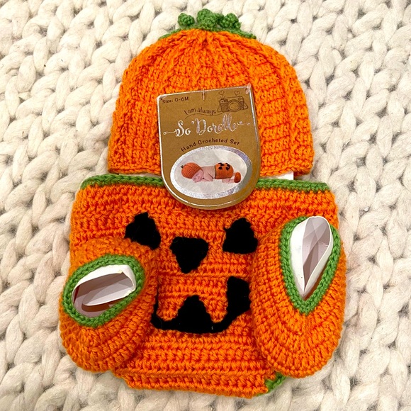 Other - Knit pumpkin baby set